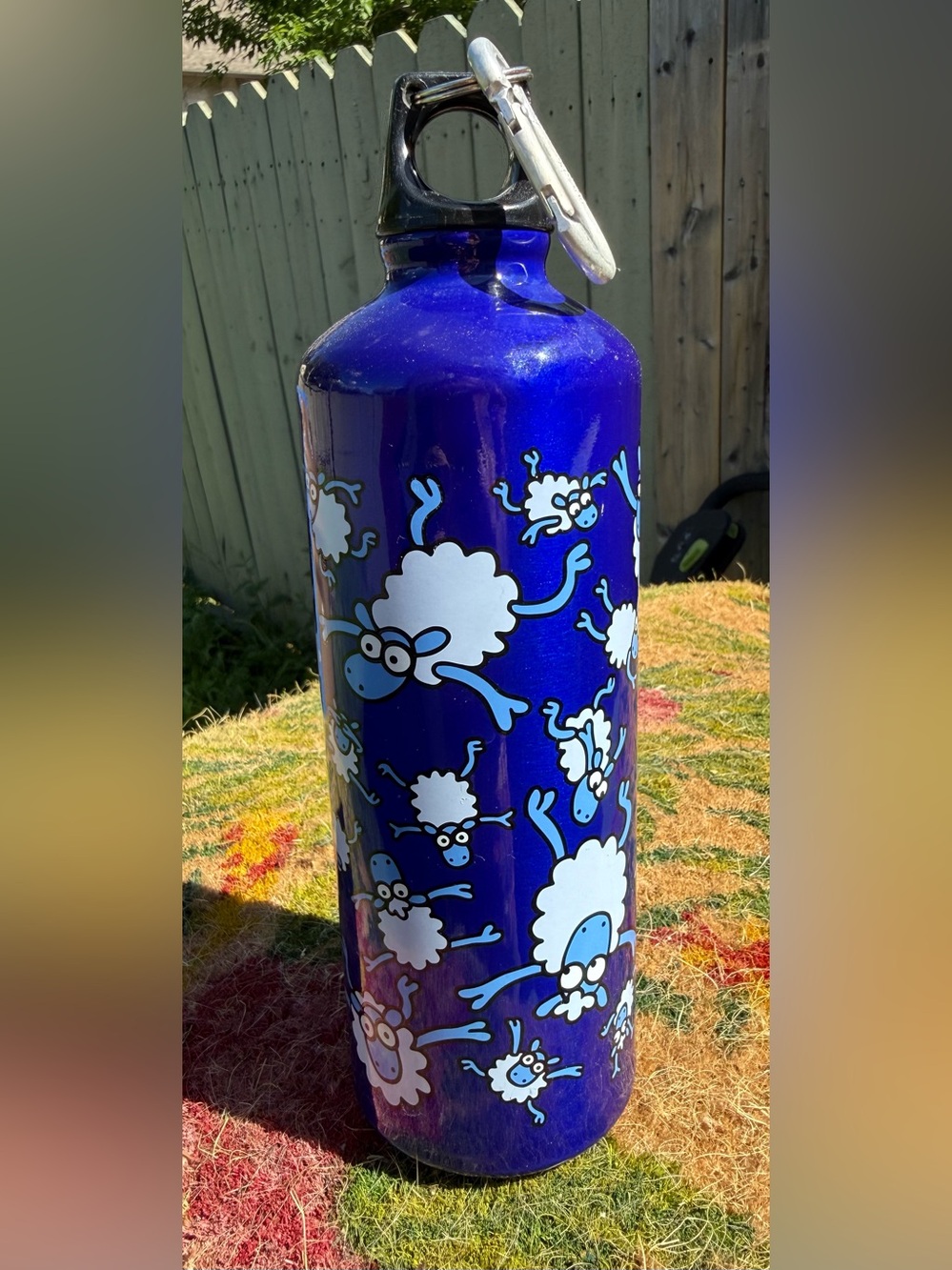 Laken Kukuxumusu Blue Aluminum Water Bottle Jumping Sheep Cartoon 0.75L Camping